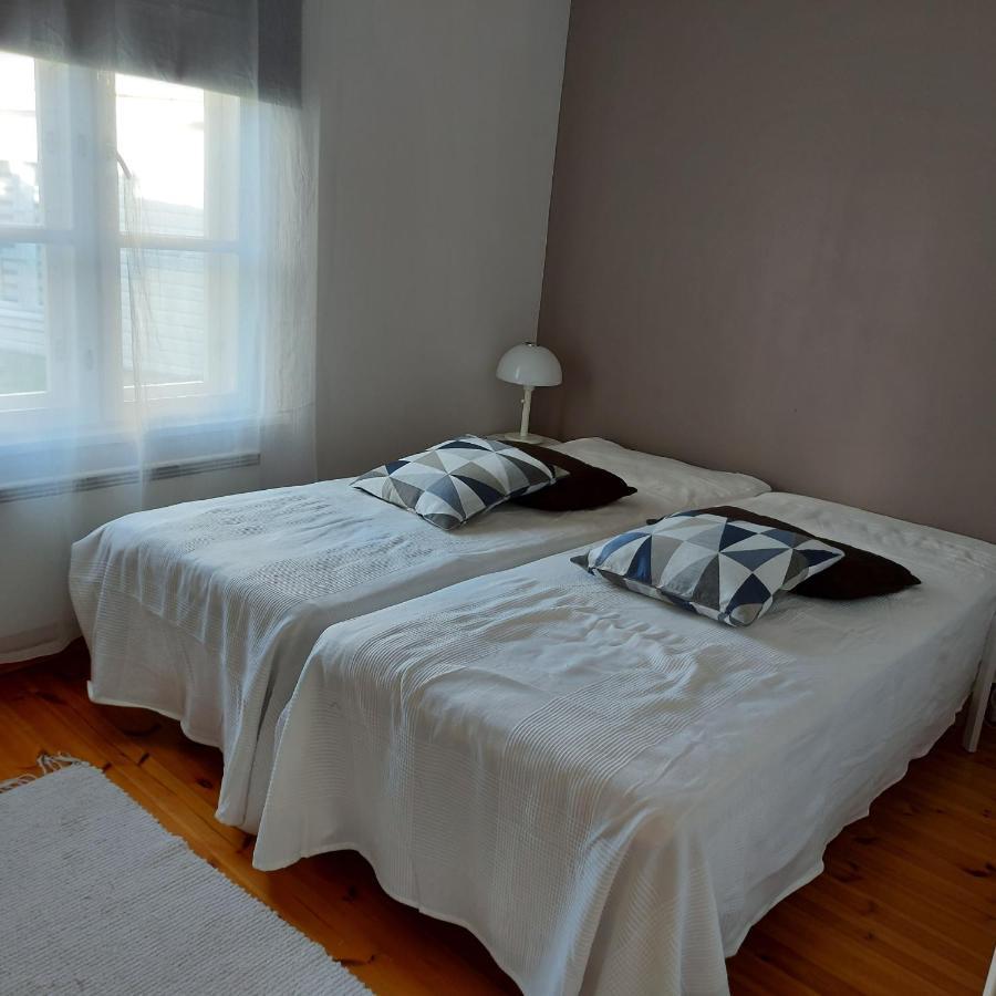 Piispan Majatalo, Pieni Erillistalo Hotel Porvoo Bagian luar foto