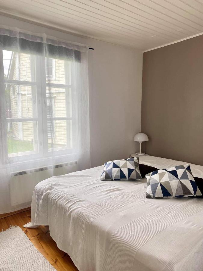 Piispan Majatalo, Pieni Erillistalo Hotel Porvoo Bagian luar foto